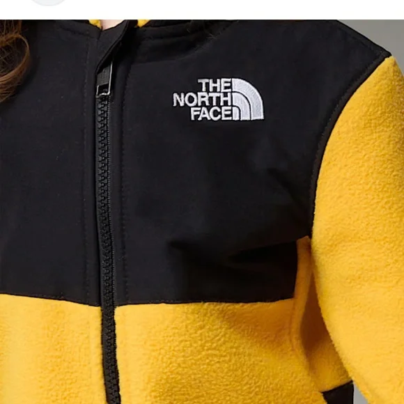 Yellow/black size medium north face jacket - Picture 3 of 4